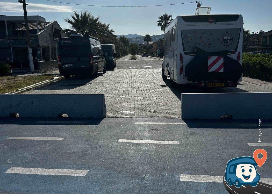 Kadıkalesi Kamp Alanı - Kuşadası, Aydın, foto 1