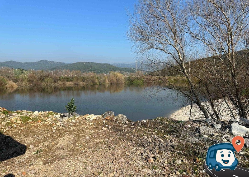 Bafa Gölü Yakını Ücretsiz Kamp Alanı - Milas, Muğla, foto 1