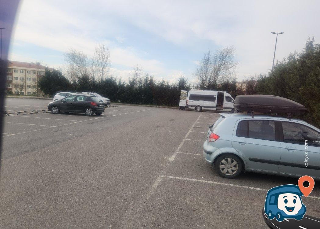 Viaport Asia Yakını Ücretsiz Otopark ve Konaklama Alanı - Pendik, İstanbul, foto 1