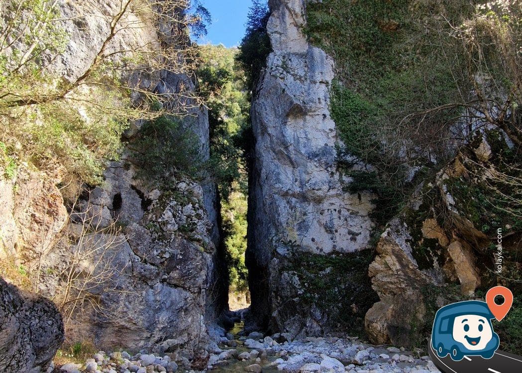Kurtçukuru Kamp Alanı Küçük Nehir Kenarı - Tarsus, Mersin, foto 2