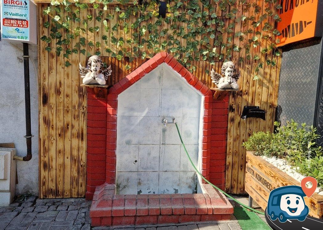 Selçuk Merkez Ücretsiz Su Dolum Noktası - İzmir, foto 2