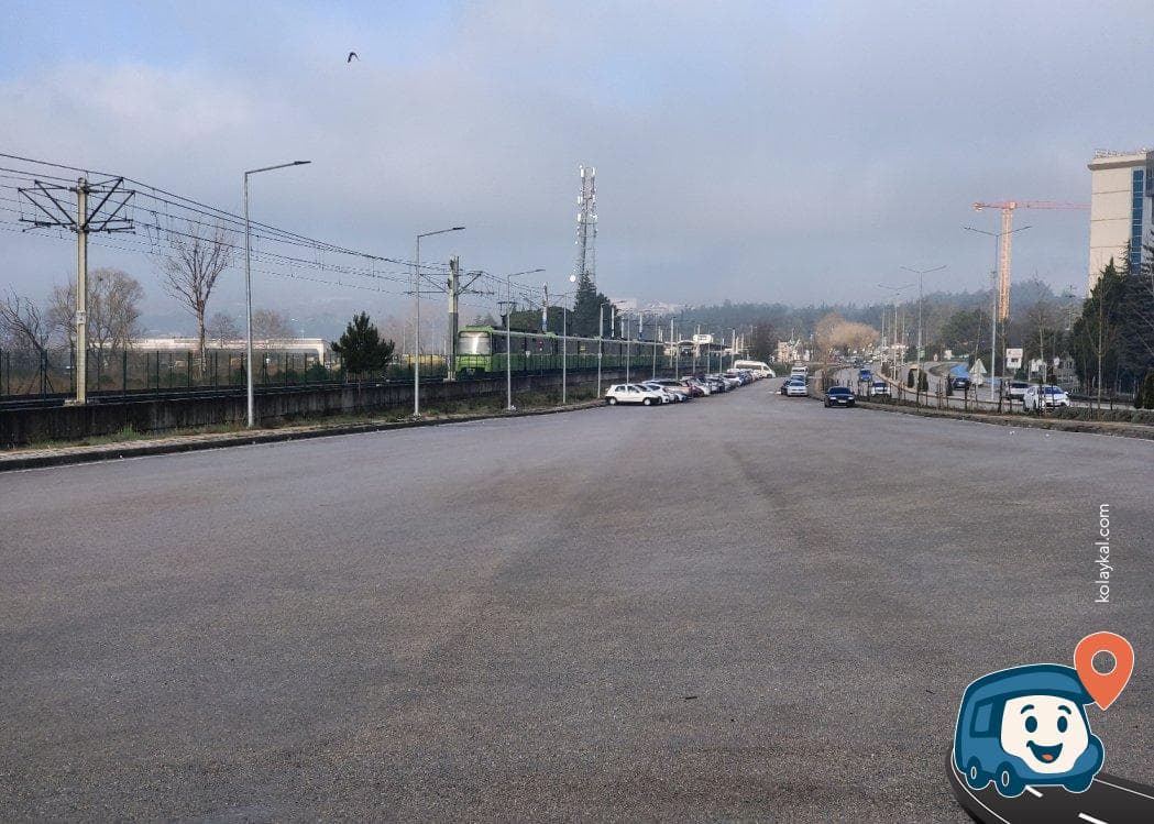 Uludağ Üniversitesi Otoparkı - Ni̇lüfer, Bursa, foto 2