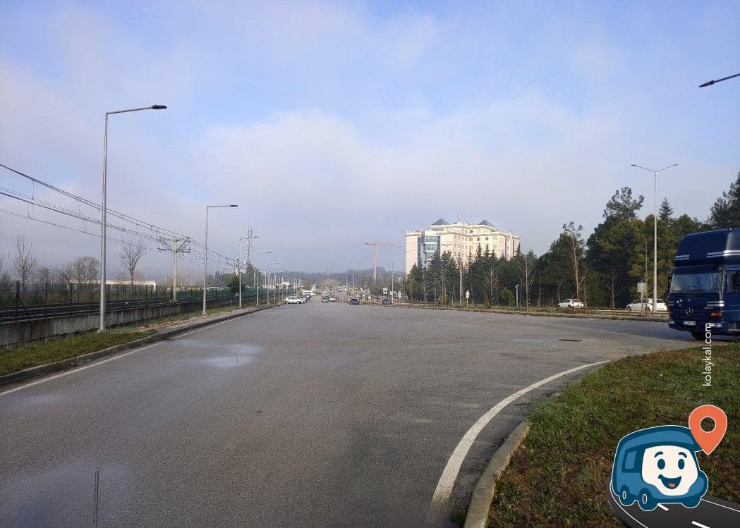 Uludağ Üniversitesi Otoparkı - Ni̇lüfer, Bursa, foto 1