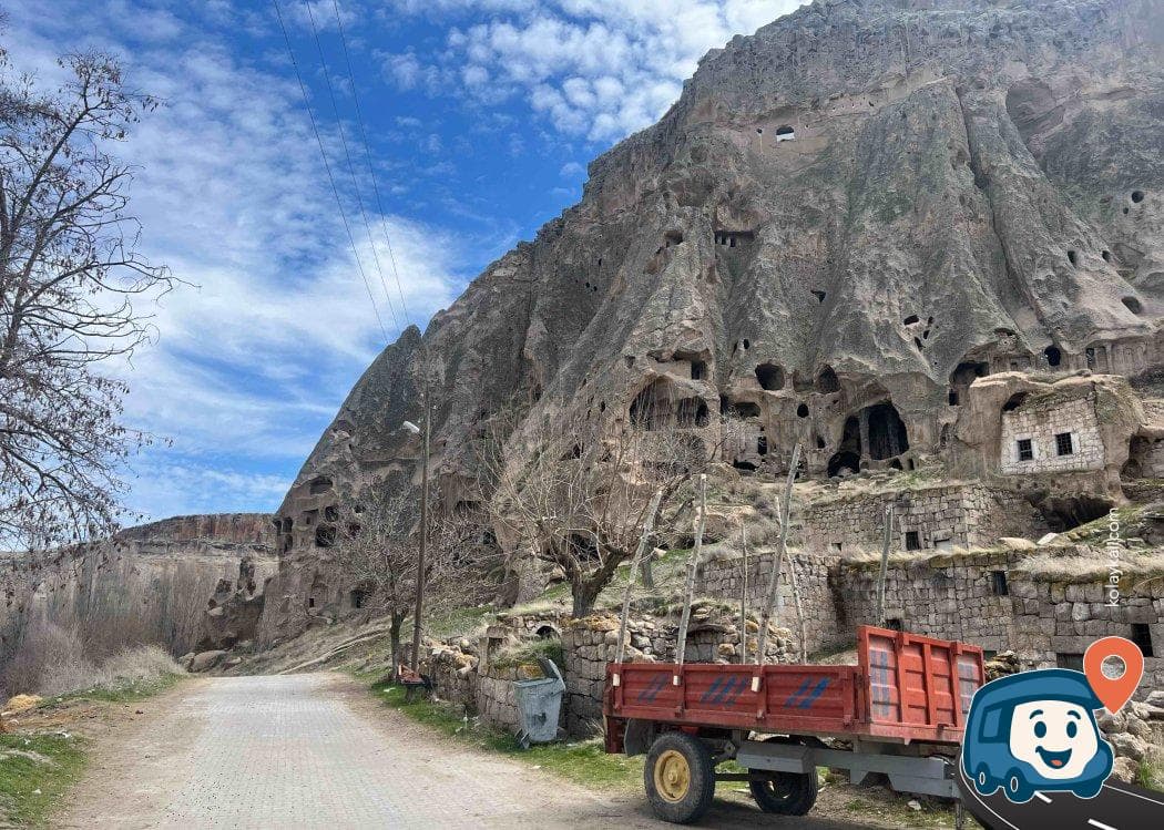 Nehir Kenarı Kamp Alanı - Güzelyurt, Aksaray, foto 1