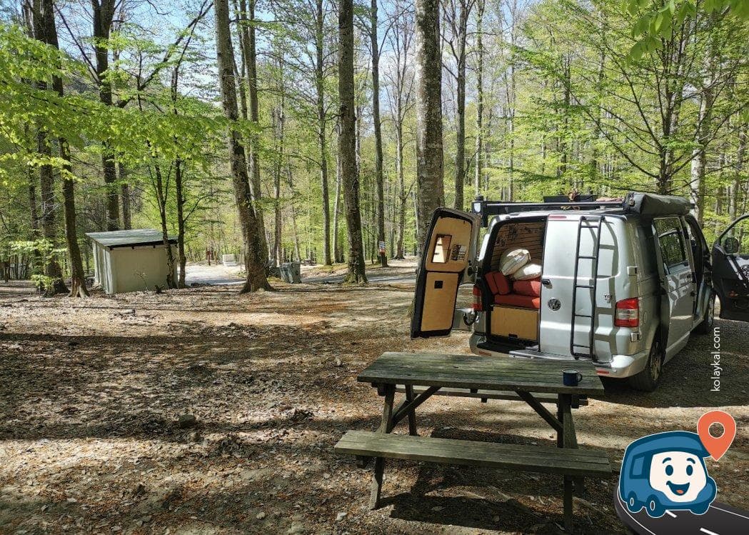 Suuçtu Şelalesi Yakını Otopark ve Piknik Alanı - Mustafakemalpaşa, Bursa, foto 2