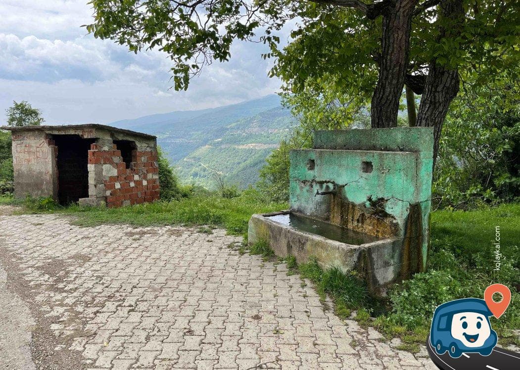 Sakarya Yolu Üzeri İçme Suyu Kaynağı - Mudurnu, Bolu, foto 1