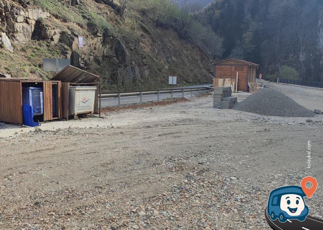 Kuzelan ve Mavigöl Şelaleleri Yakınındaki Otopark ve Kamp Alanı - Dereli, Giresun, foto 2