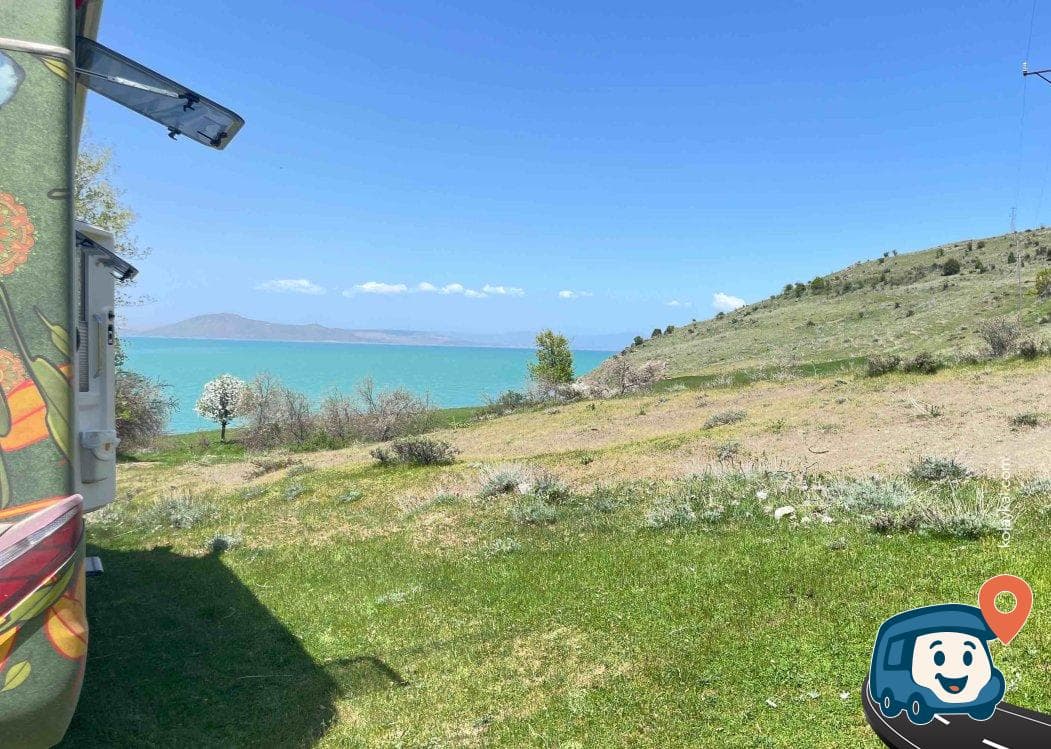 Van Gölü Sahili Kamp Alanı Erçek Gölü Manzaralı - Tatvan, Bitlis, foto 1