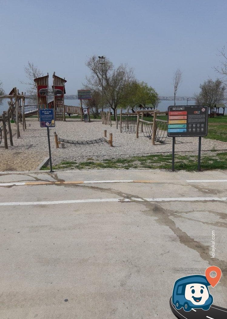 İstanbul Sahil Parkı Ücretsiz Otopark ve Çocuk Oyun Alanı - Beylikdüzü, foto 1