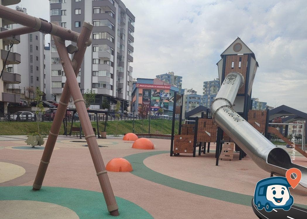 Okul Yanı Otopark ve Çocuk Parkı - Ortahisar, Trabzon, foto 2