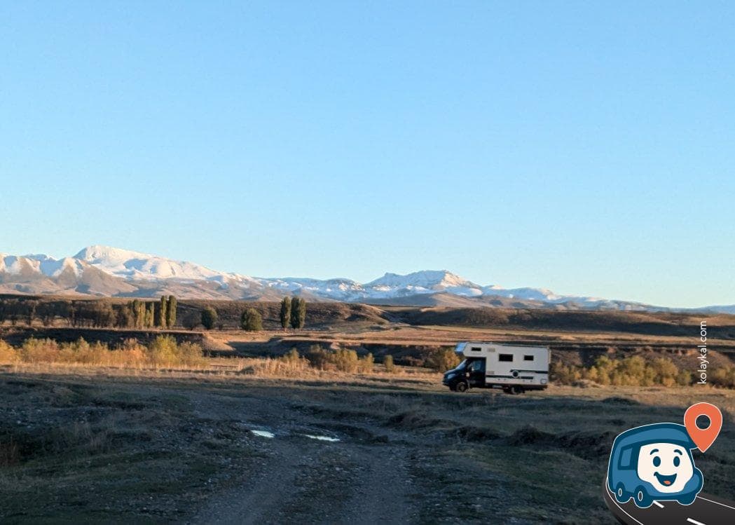 Aras Nehri Kıyısı Vahşi Kamp Alanı - Köprüköy, Erzurum, foto 7