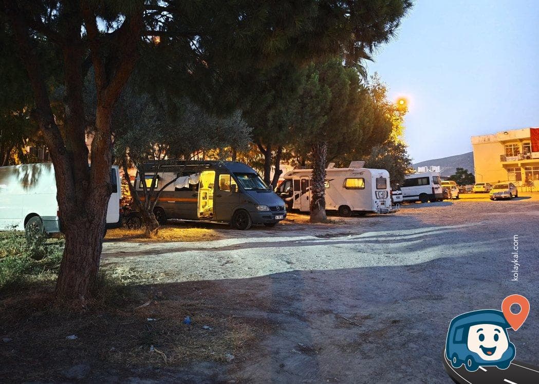 Gece Konaklaması İçin Otopark - Kuşadası, Aydın, foto 2