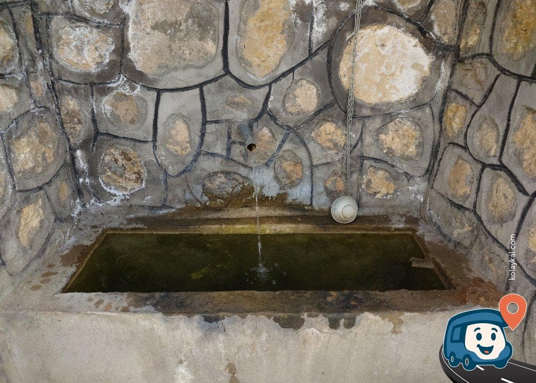 Su Kaynağı Olan Kamp Alanı - Kemaliye, Erzincan, foto 2