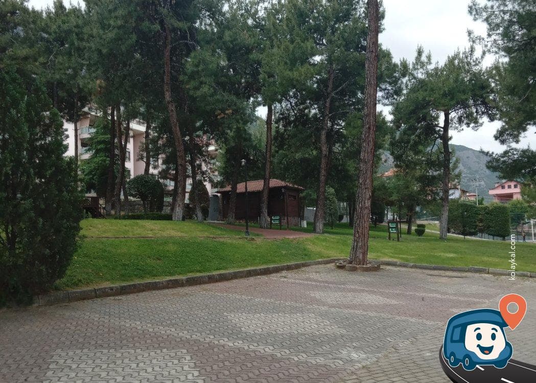 Denizli Belediyesi Yanı Güvenli ve Ücretsiz Otopark - Pamukkale, foto 1