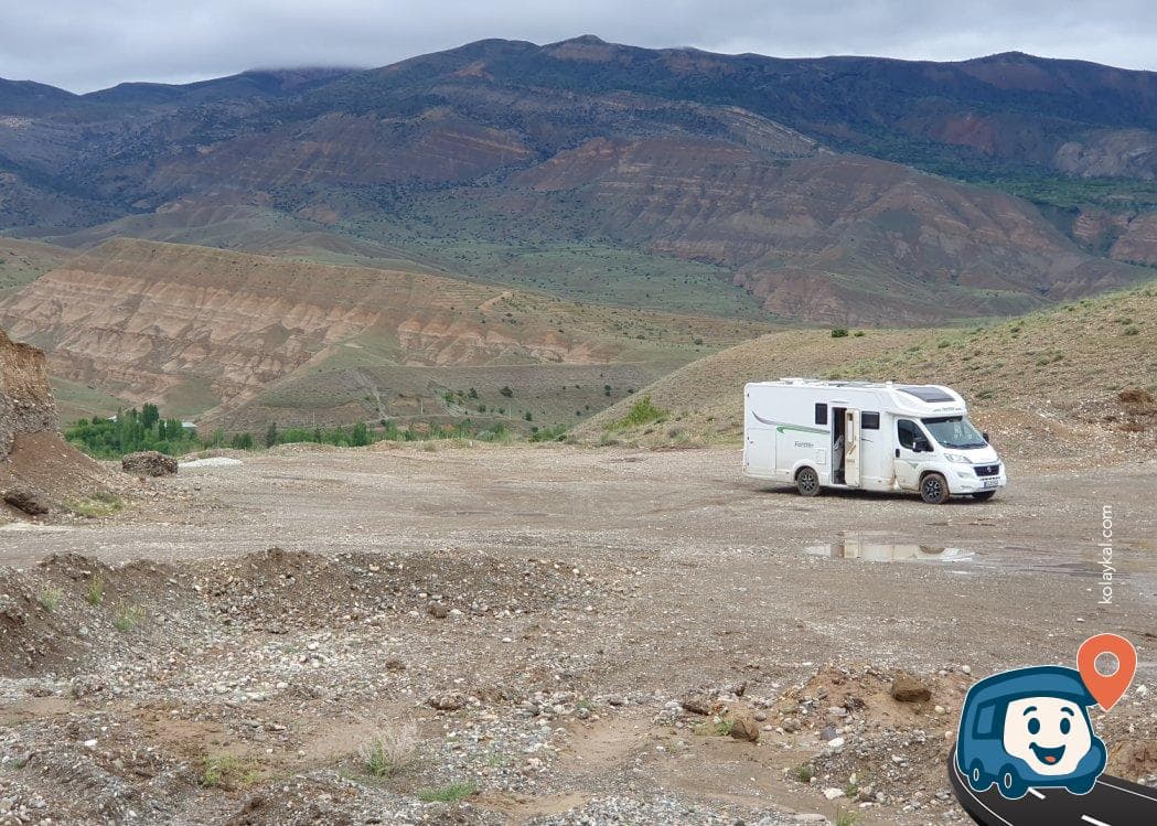 Tarihi Kent Yakınında Sakin Kamp Alanı - Kemah, Erzincan, foto 1