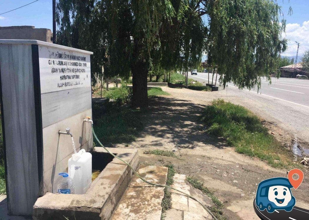 Ağrı Dağı Yol Kenarı Su Kaynağı - Iğdır Merkez, Iğdır, foto 1