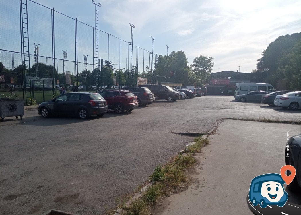 Metro Yakını Kamp Alanı ve Ücretsiz Otopark - Kartal, İstanbul, foto 1