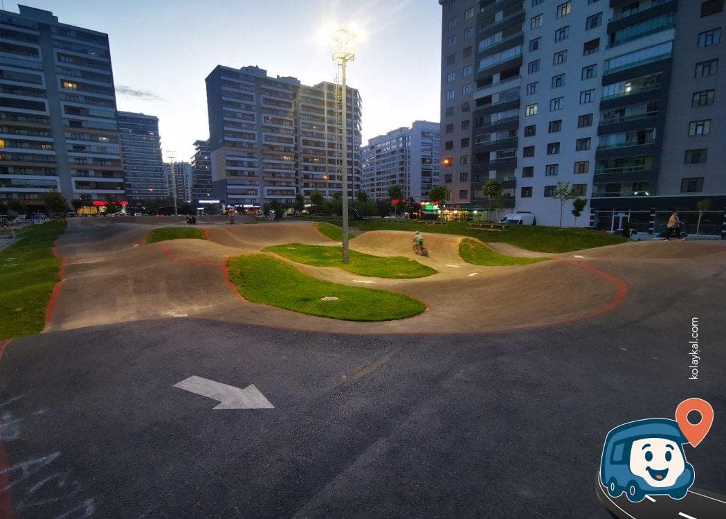 Selçuklu Bisiklet ve Kaykay Parkı Otoparkı - Konya, foto 1