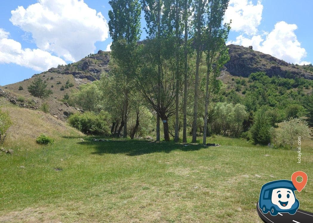 Erzincan İliç Dere Kenarı Dinlenme Noktası - Alucra, Giresun, foto 1