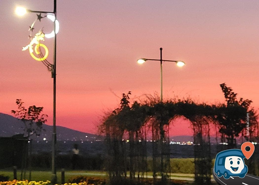 İzmir Kordon Boyu Otoparkı - Konak, foto 2
