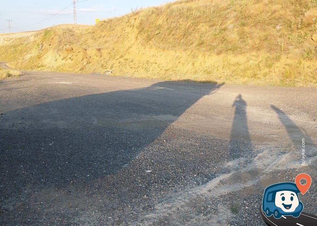 Park Yanı Otopark ve Kamp Alanı - Hamur, Ağrı, foto 2