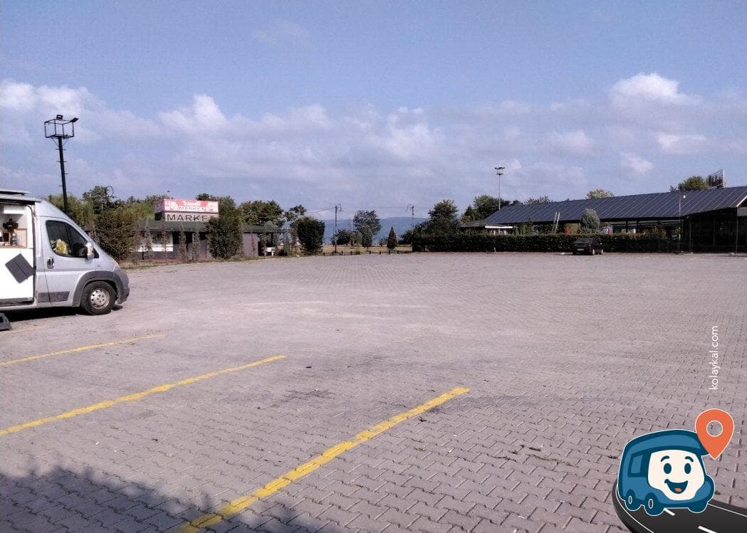 Sapanca Gölü Yakınında Ücretsiz Otopark ve Piknik Alanı - Arifiye, Sakarya, foto 1