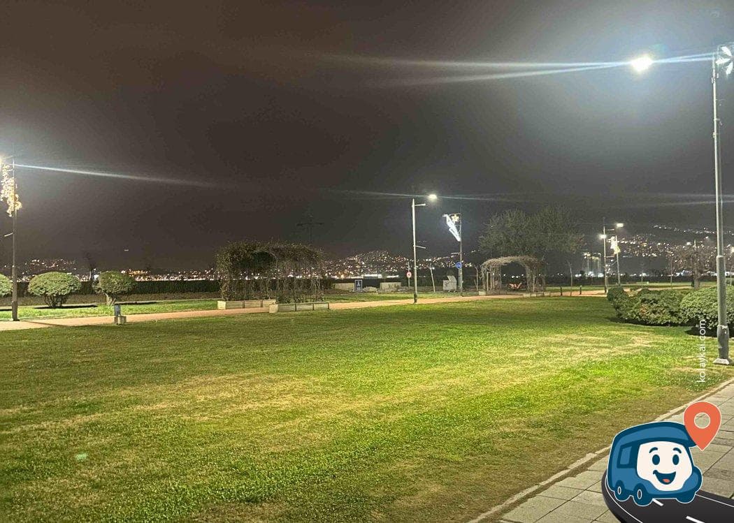 İzmir Kordon Boyu Otoparkı - Konak, foto 3