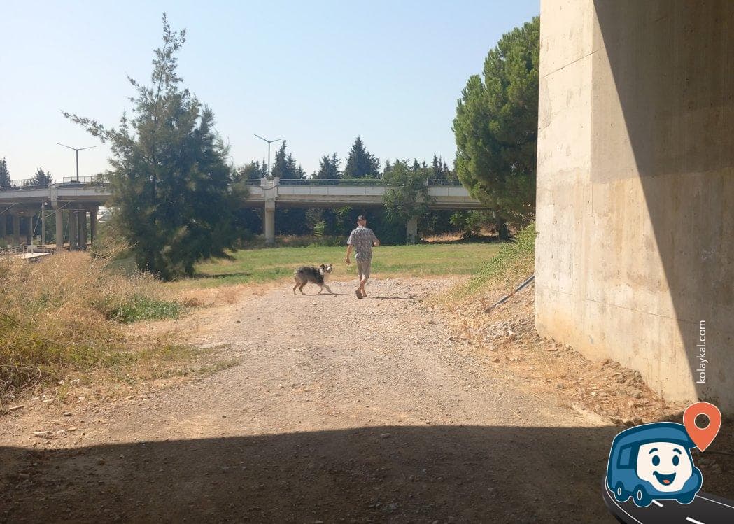 Adnan Menderes Havalimanı Yakını Otoparkı - Gaziemir, İzmir, foto 3