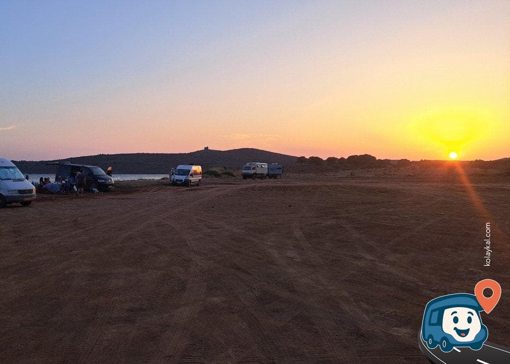 Bozcaada Yakınında Sakin Sahil Kamp Alanı - Ayvalık, Balıkesir, foto 1
