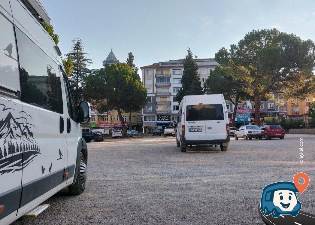 Boyabat Adliyesi Yanındaki Otopark - Sinop, foto 1