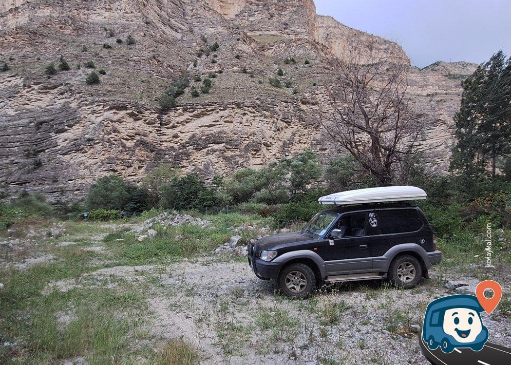 Nehir Kenarı Vahşi Kamp Noktası - Uzundere, Erzurum, foto 1