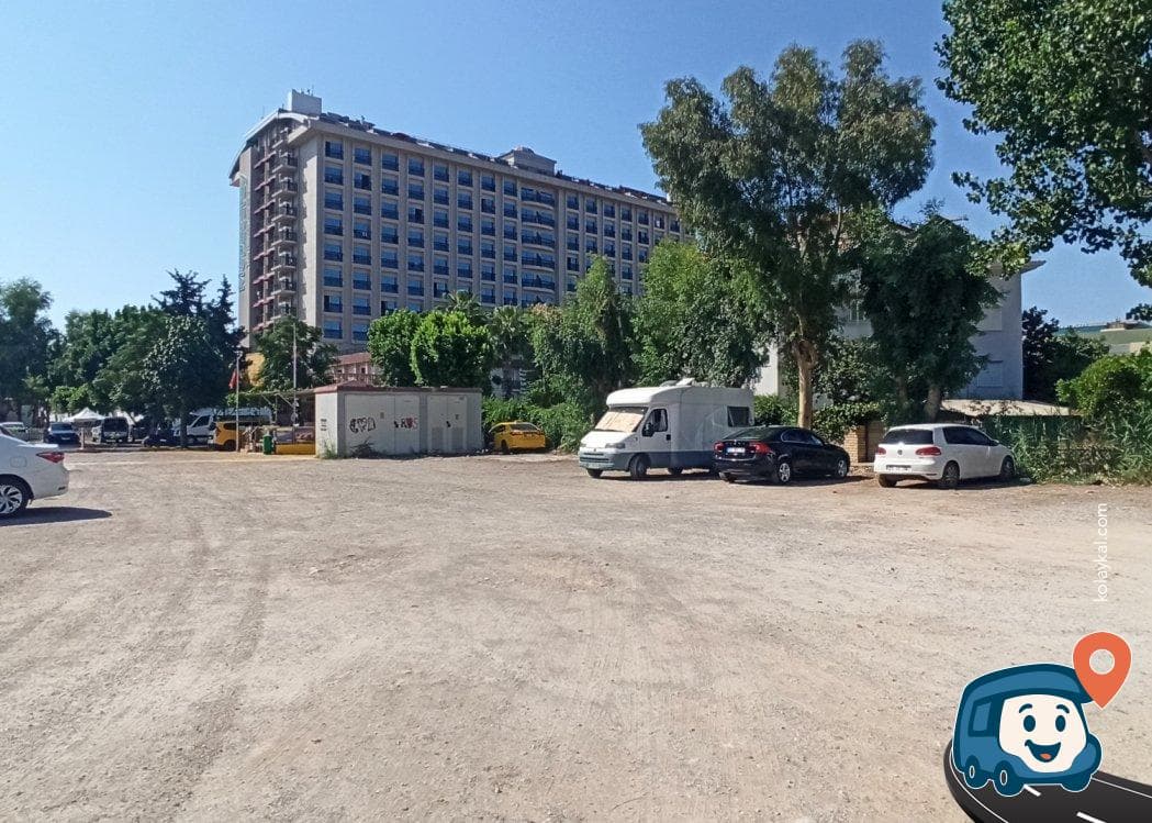 Konyaaltı Plajı Ücretsiz Karavan ve Kamp Alanı - Antalya, foto 2