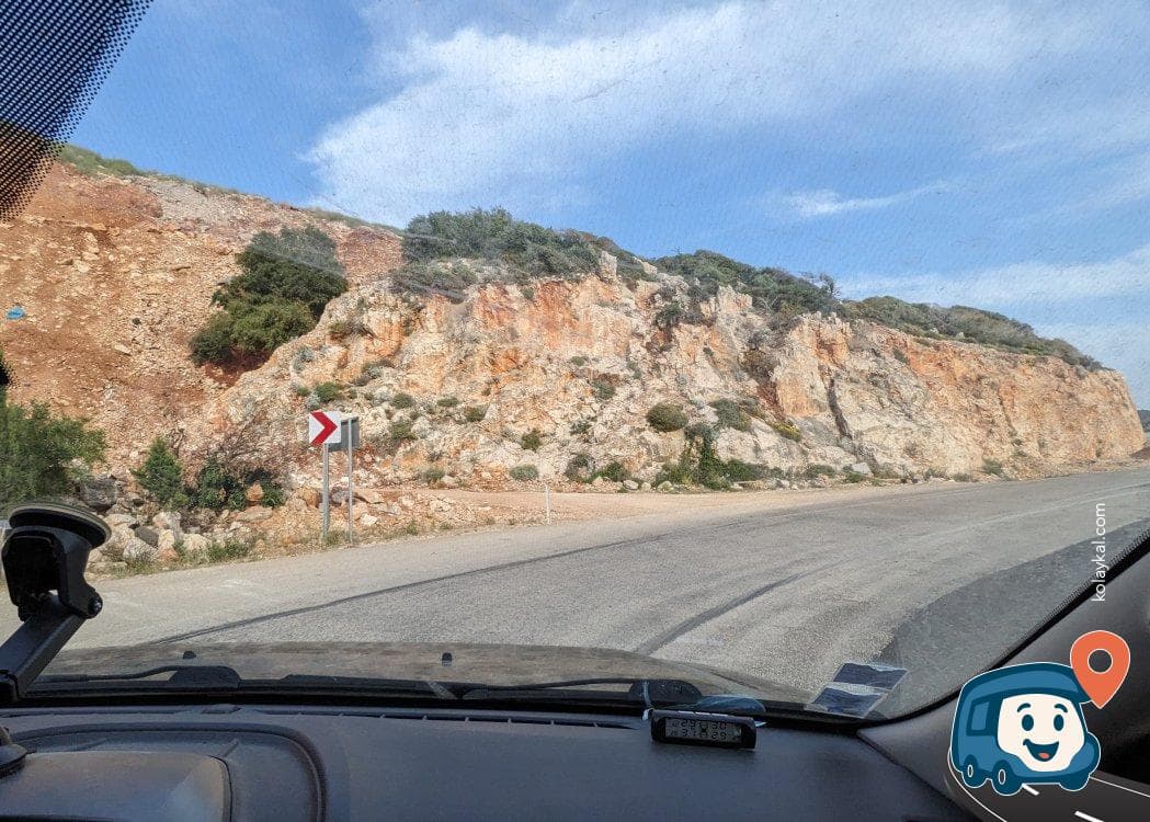 Kaş Yakınlarında Sakin Koy Kenarı Otopark - Antalya, foto 2