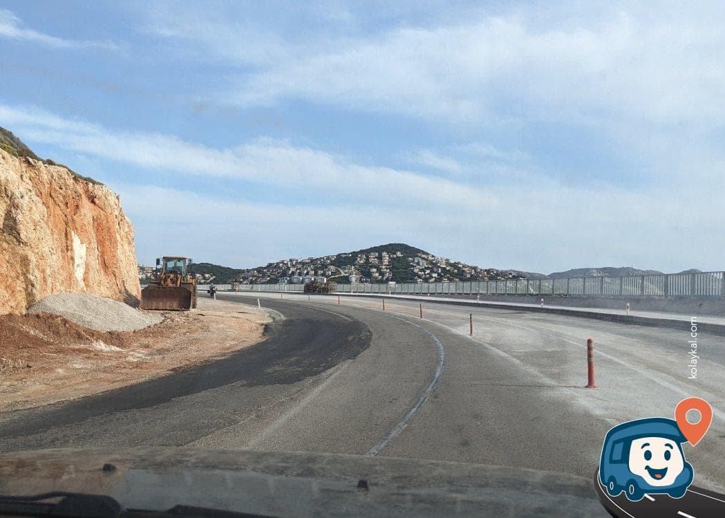 Kaş Yakınlarında Sakin Koy Kenarı Otopark - Antalya, foto 3