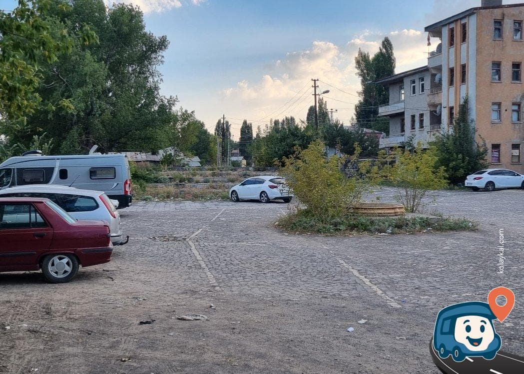 Köprü Yanı Otopark - Kars Merkez, Kars, foto 1