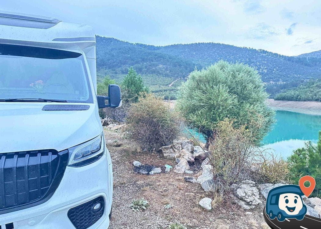 Isparta Mini Baraj Gölü Kenarı Kamp Alanı - Aksu, foto 2