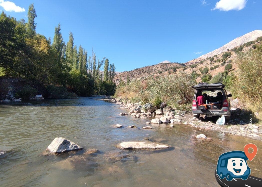 Berrak Nehir Kıyısında 4x4 Kamp Alanı - Sincik, Adıyaman, foto 2