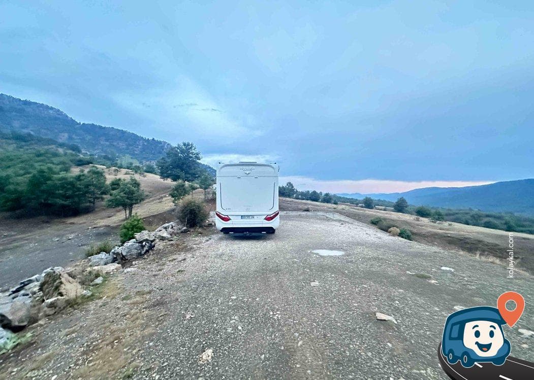 Isparta Mini Baraj Gölü Kenarı Kamp Alanı - Aksu, foto 1