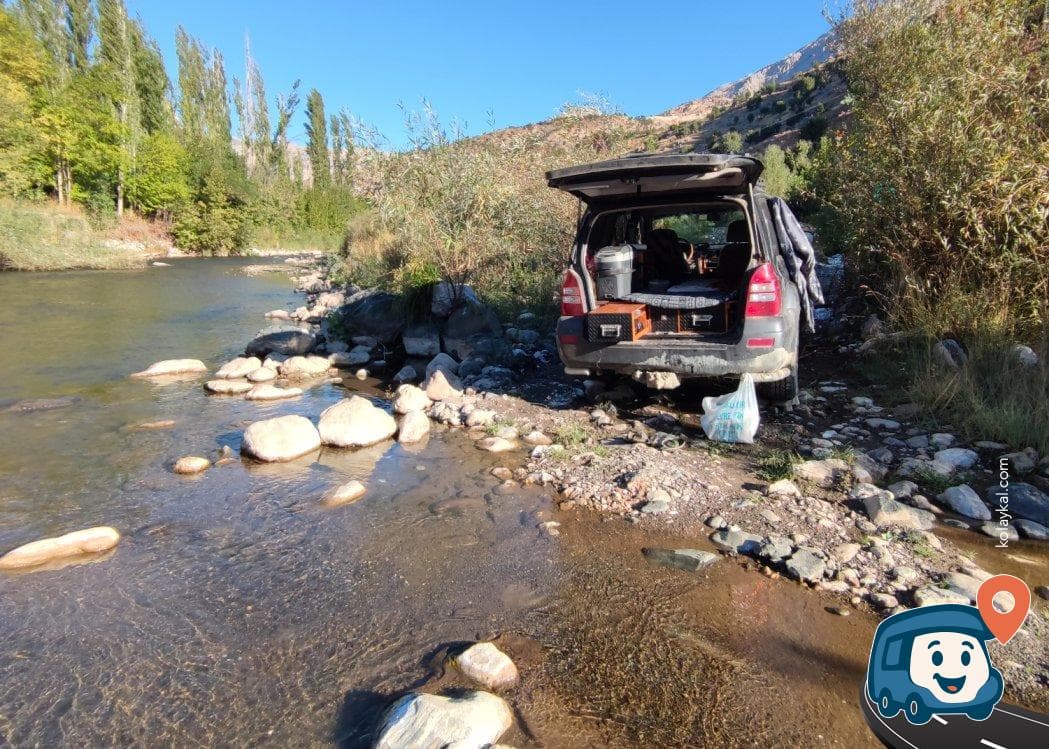 Berrak Nehir Kıyısında 4x4 Kamp Alanı - Sincik, Adıyaman, foto 1