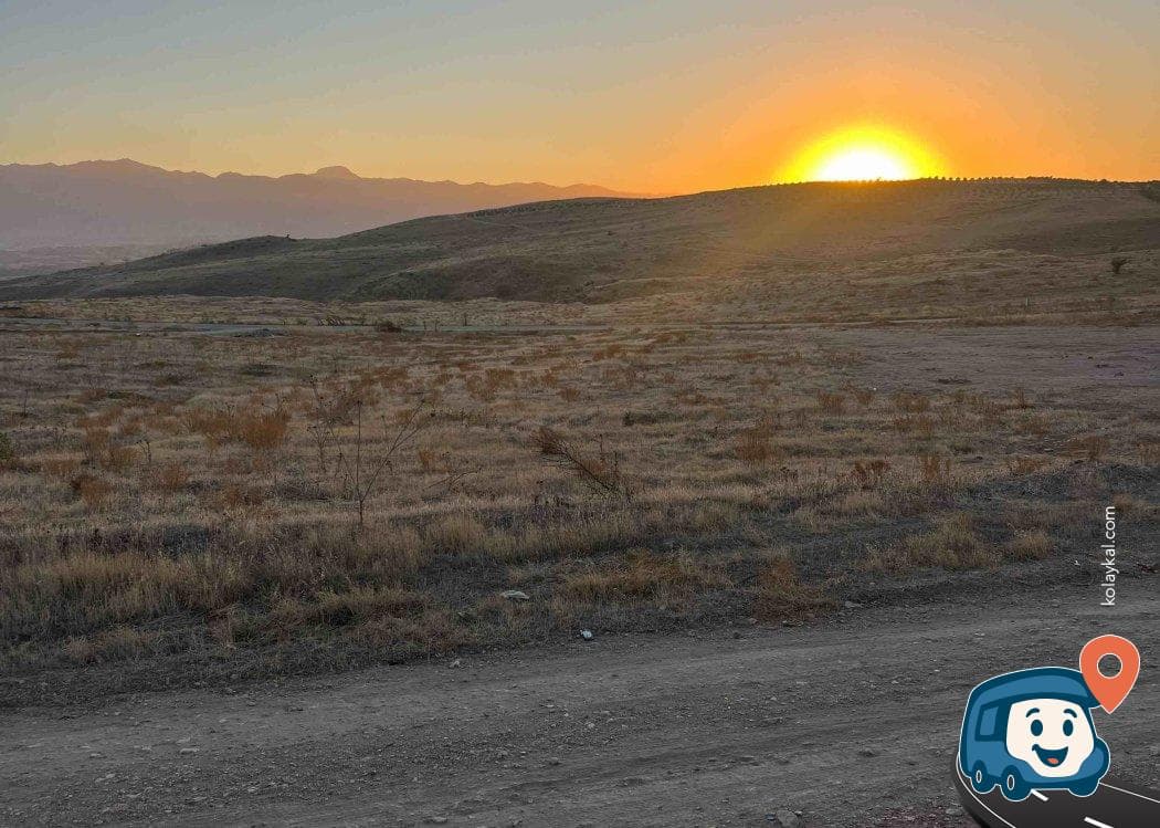 Denizli Sakin Kamp Noktası Arazi Yolu Kenarı - Pamukkale, foto 1