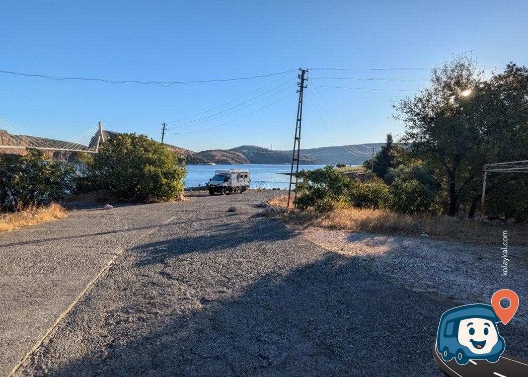 Nissibi Köprüsü Eski Feribot İskelesi Kamp Alanı - Gerger, Adıyaman, foto 2