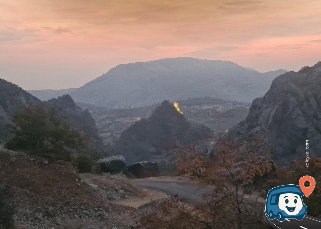 Kahta Kalesi Manzaralı Kamp ve Dinlenme Alanı - Kâhta, Adıyaman, foto 1