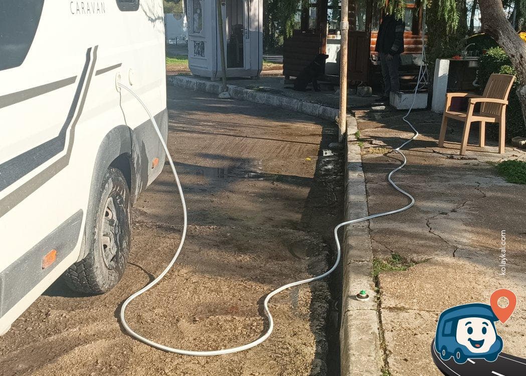 Taksimetre Durağı Su Çeşmesi - İzmir, foto 1