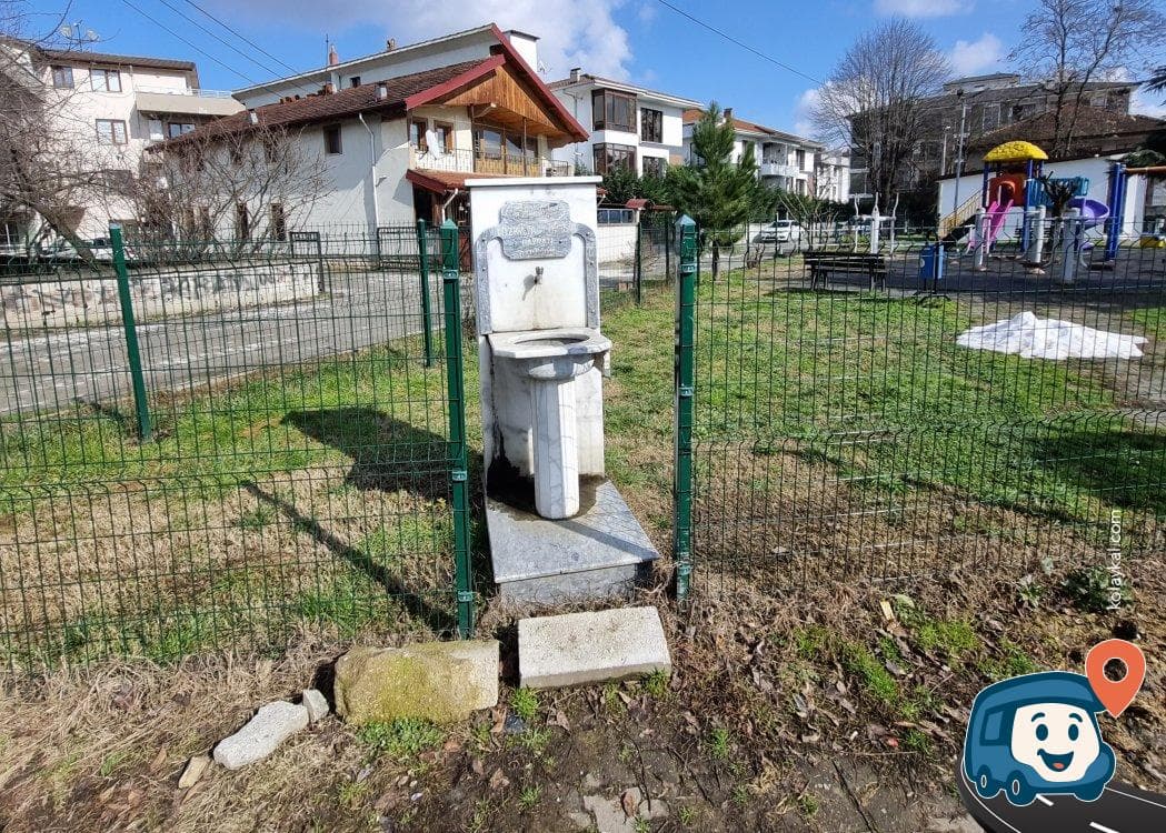 İçme Suyu Kaynağı ve Çocuk Oyun Alanı - Düzce, foto 1
