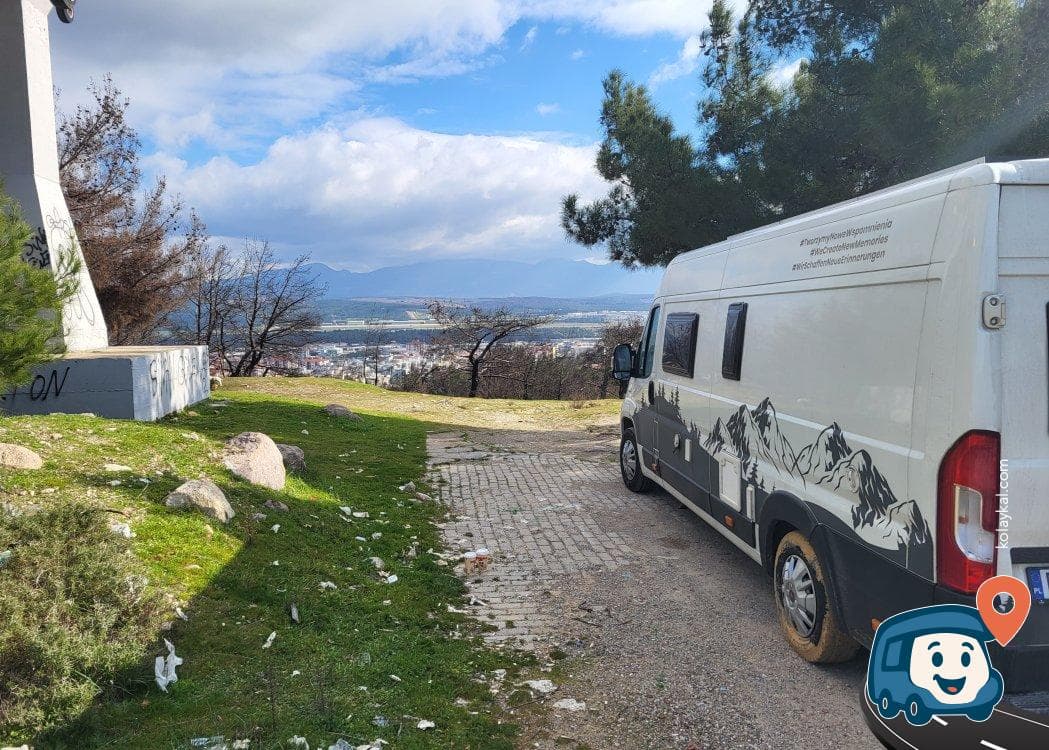İzmir Havaalanı Manzaralı Piknik Alanı - Gaziemir, foto 1