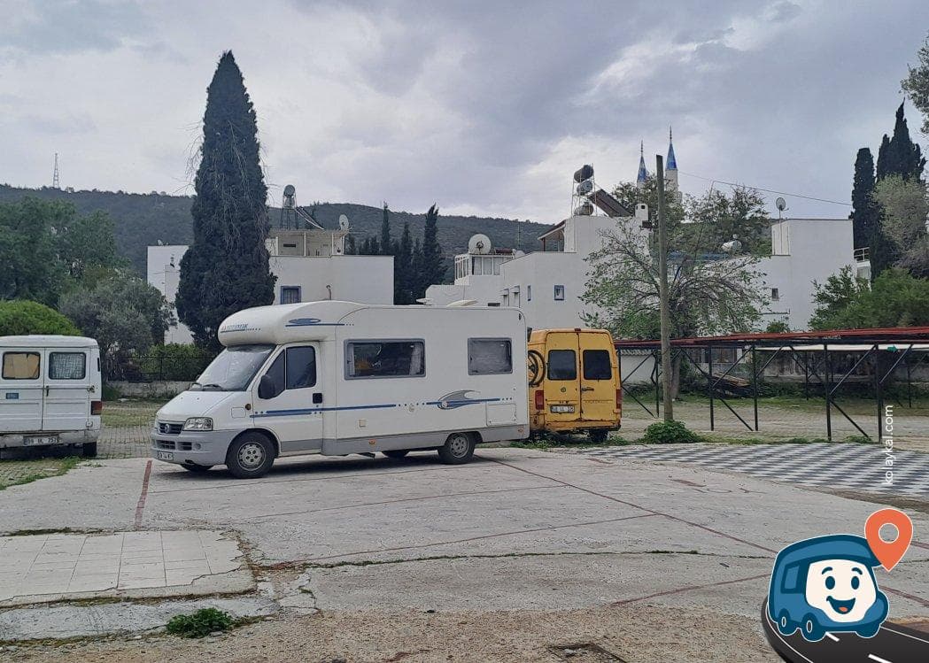 Bodrum Merkez Otoparkı Halk Pazarı Yakını - Muğla, foto 1