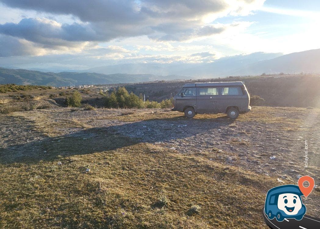 Dağ Manzaralı Kamp Alanı Karayolu Yakınında - Safranbolu, Karabük, foto 1
