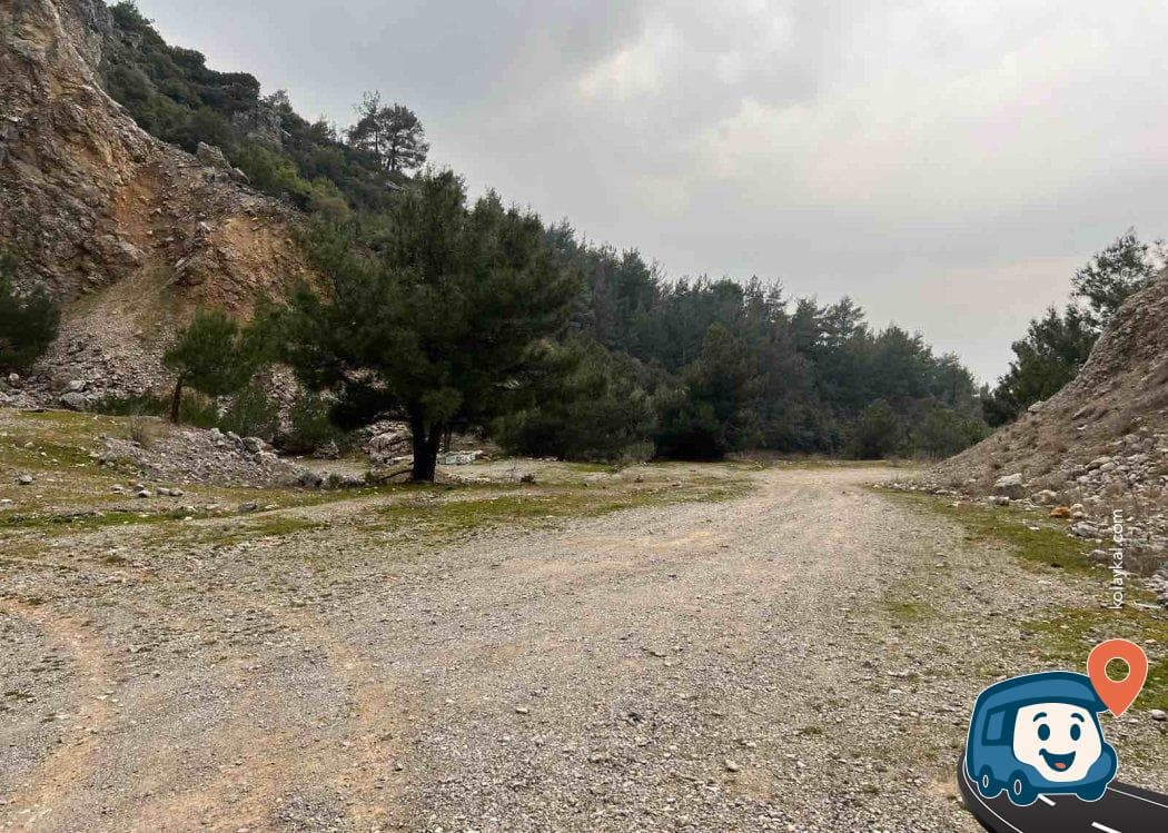 Eski Taş Ocağı Kamp Alanı - Kemalpaşa, İzmir, foto 1
