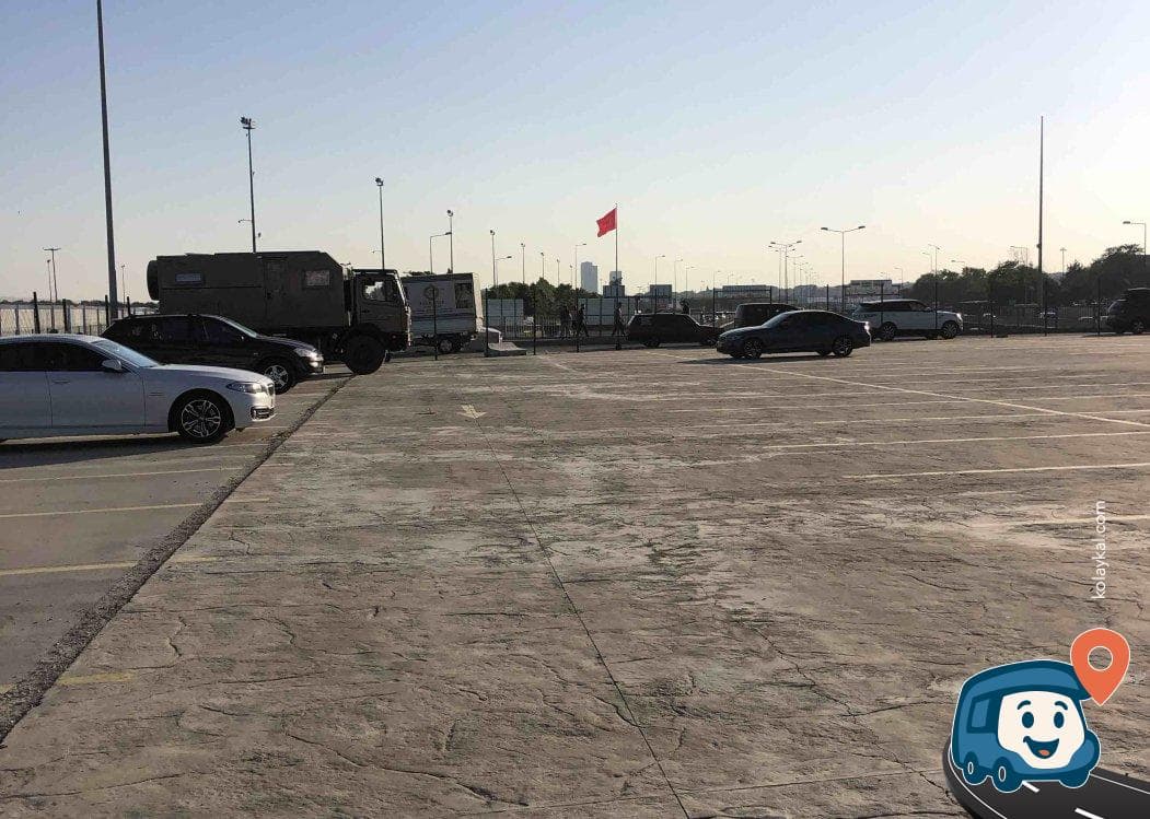 İspark Yenikapı Tünel Üstü Açık Otoparkı - Fatih, İstanbul, foto 1