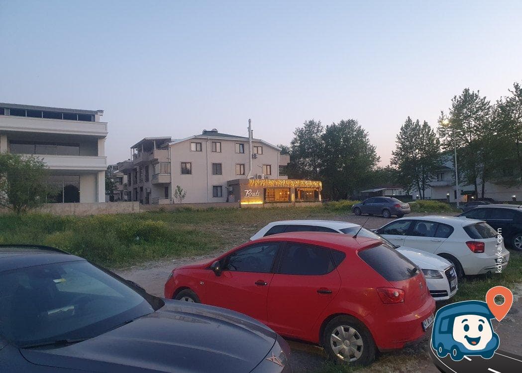 Çocuk Parkı Yanı Otopark ve Piknik Alanı - Başiskele, Kocaeli, foto 1